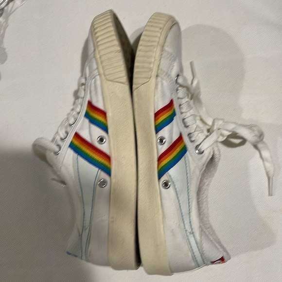 Gola sneakers, USA 6, lots of life left in these adorable rainbow shoes - Picture 5 of 5
